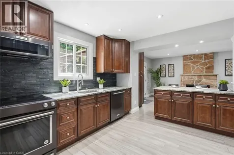 53 Glaceport Avenue Waterdown ON L9H 7E2