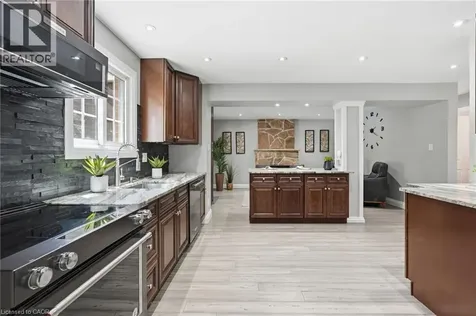 53 Glaceport Avenue Waterdown ON L9H 7E2