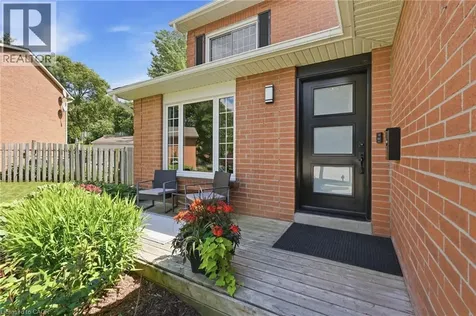 53 Glaceport Avenue Waterdown ON L9H 7E2