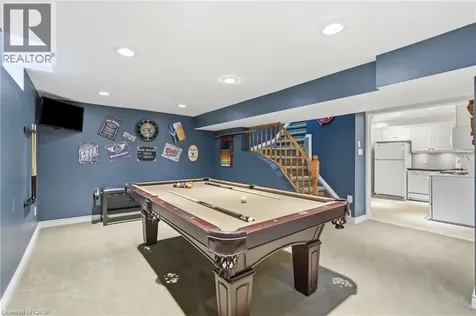 53 Glaceport Avenue Waterdown ON L9H 7E2