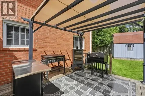 53 Glaceport Avenue Waterdown ON L9H 7E2