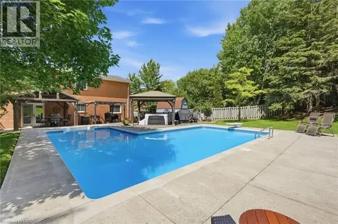 53 Glaceport Avenue Waterdown ON L9H 7E2