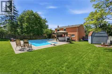 53 Glaceport Avenue Waterdown ON L9H 7E2