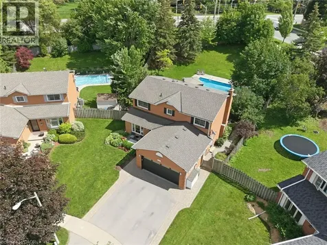 53 Glaceport Avenue Waterdown ON L9H 7E2