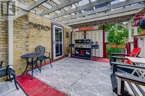 51 Irvin Street Kitchener ON N2H 1K7