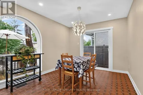 954 Watson Street Ottawa ON K2B 6C2