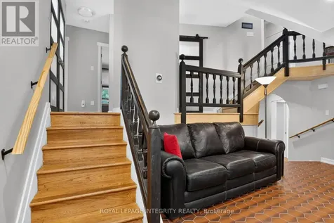 954 Watson Street Ottawa ON K2B 6C2