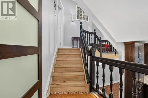 954 Watson Street Ottawa ON K2B 6C2