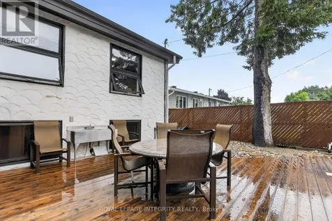 954 Watson Street Ottawa ON K2B 6C2