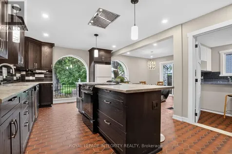 954 Watson Street Ottawa ON K2B 6C2