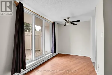 2020 Jasmine Crescent Ottawa ON K1J 8K5