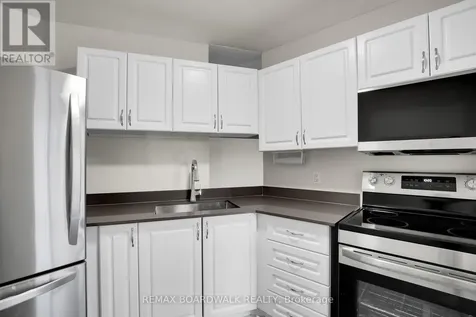 2020 Jasmine Crescent Ottawa ON K1J 8K5