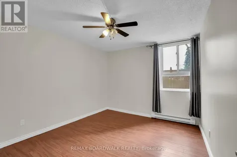 2020 Jasmine Crescent Ottawa ON K1J 8K5