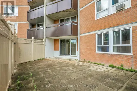2020 Jasmine Crescent Ottawa ON K1J 8K5