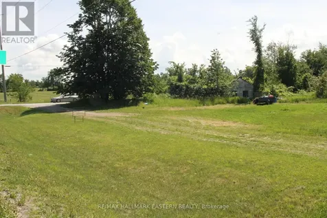 2260 Buckhorn Road Selwyn ON K0L 1H0