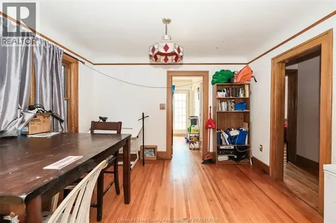 1248 Bruce Avenue Windsor ON N8X 1X3