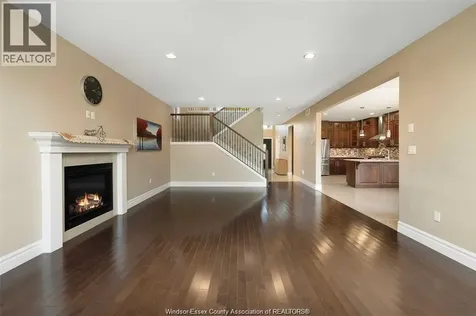 1078 Charlotte Crescent Lakeshore ON N0R 1A0