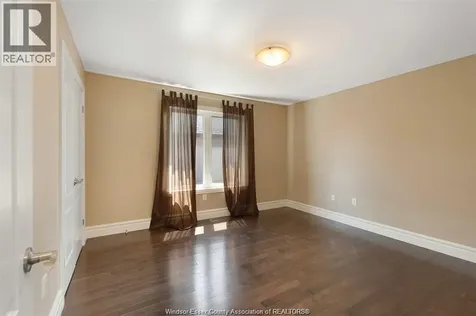1078 Charlotte Crescent Lakeshore ON N0R 1A0
