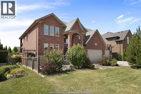 1078 Charlotte Crescent Lakeshore ON N0R 1A0