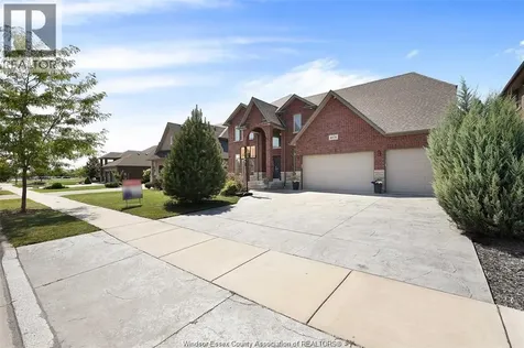 1078 Charlotte Crescent Lakeshore ON N0R 1A0