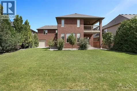 1078 Charlotte Crescent Lakeshore ON N0R 1A0