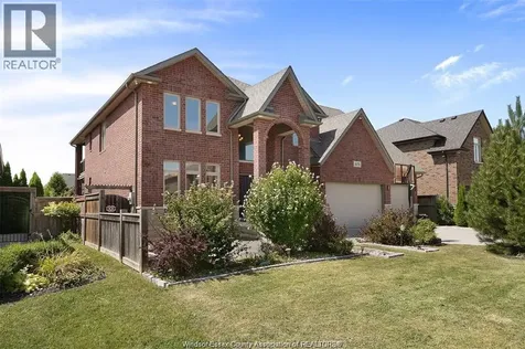 1078 Charlotte Crescent Lakeshore ON N0R 1A0