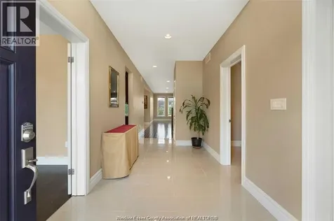 1078 Charlotte Crescent Lakeshore ON N0R 1A0