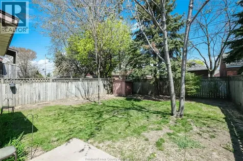 2288 Howard Avenue Windsor ON N8X 3V1