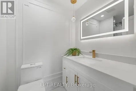 19 Moorcroft Road Ottawa ON K2G 0M6