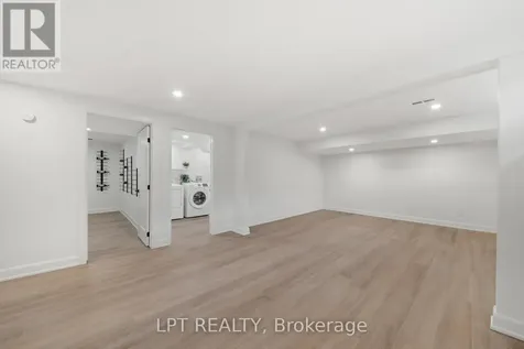 19 Moorcroft Road Ottawa ON K2G 0M6