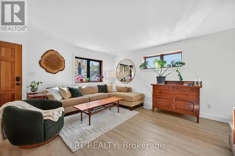 154 Park Road Tiny ON L0L 1P1
