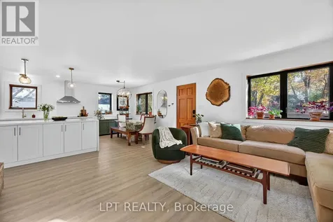 154 Park Road Tiny ON L0L 1P1