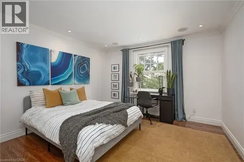 161 Dornie Road Oakville ON L6J 4N7
