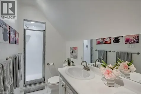 161 Dornie Road Oakville ON L6J 4N7