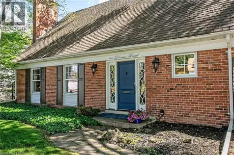 161 Dornie Road Oakville ON L6J 4N7