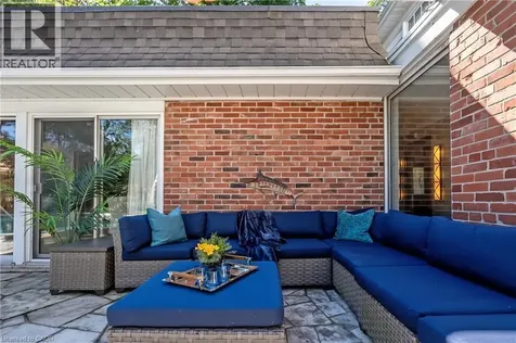 161 Dornie Road Oakville ON L6J 4N7