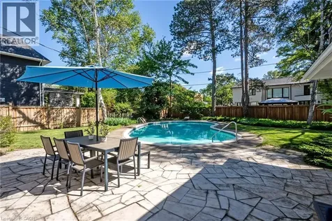 161 Dornie Road Oakville ON L6J 4N7