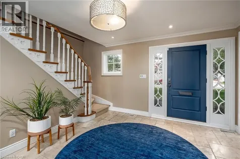 161 Dornie Road Oakville ON L6J 4N7