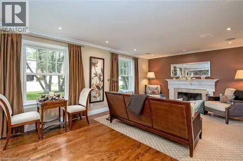 161 Dornie Road Oakville ON L6J 4N7