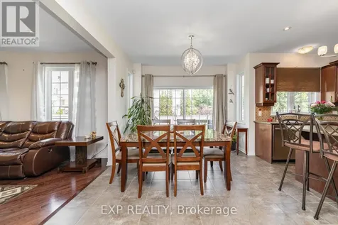 167 Chenoa Way Ottawa ON K2J 0W8