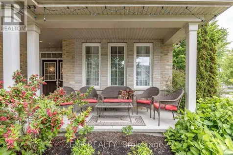 167 Chenoa Way Ottawa ON K2J 0W8