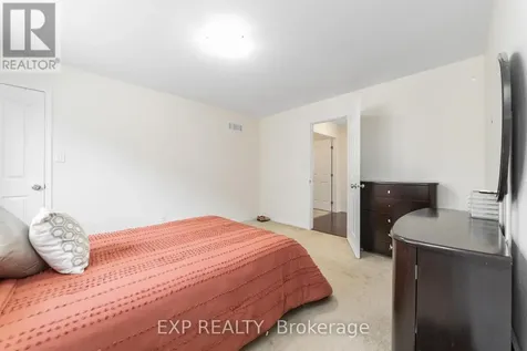167 Chenoa Way Ottawa ON K2J 0W8