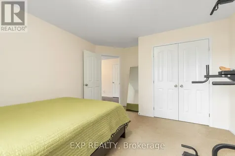 167 Chenoa Way Ottawa ON K2J 0W8
