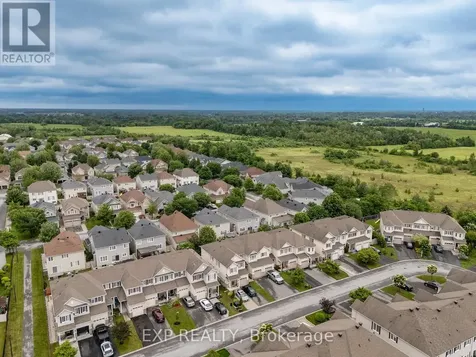 167 Chenoa Way Ottawa ON K2J 0W8
