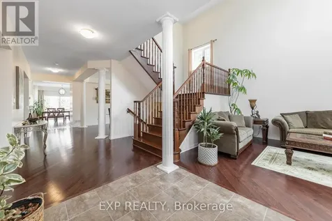 167 Chenoa Way Ottawa ON K2J 0W8