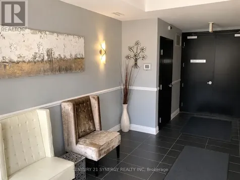 682 Churchill Avenue North Ottawa ON K1Z 5G5