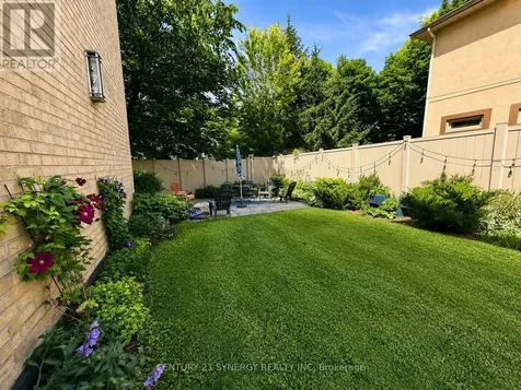 682 Churchill Avenue North Ottawa ON K1Z 5G5