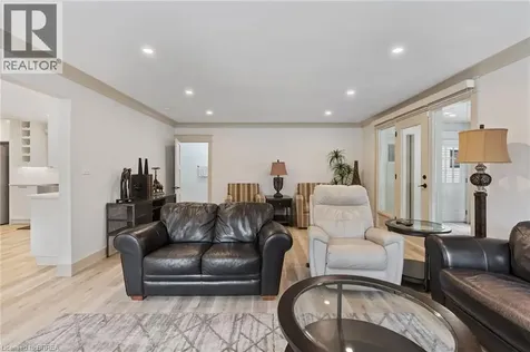 10 Stymie Boulevard Brantford ON N3T 5K3