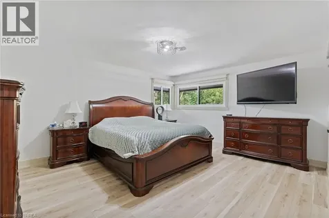 10 Stymie Boulevard Brantford ON N3T 5K3
