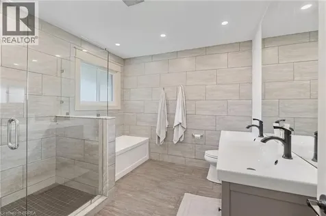 10 Stymie Boulevard Brantford ON N3T 5K3